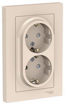 Розетка двойная AtlasDesign SE с заземлением со шторками бежевая в сборе в Иркутске